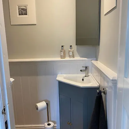Cheerful 2 Bed With Indoor Fireplace Hébergement de vacances *